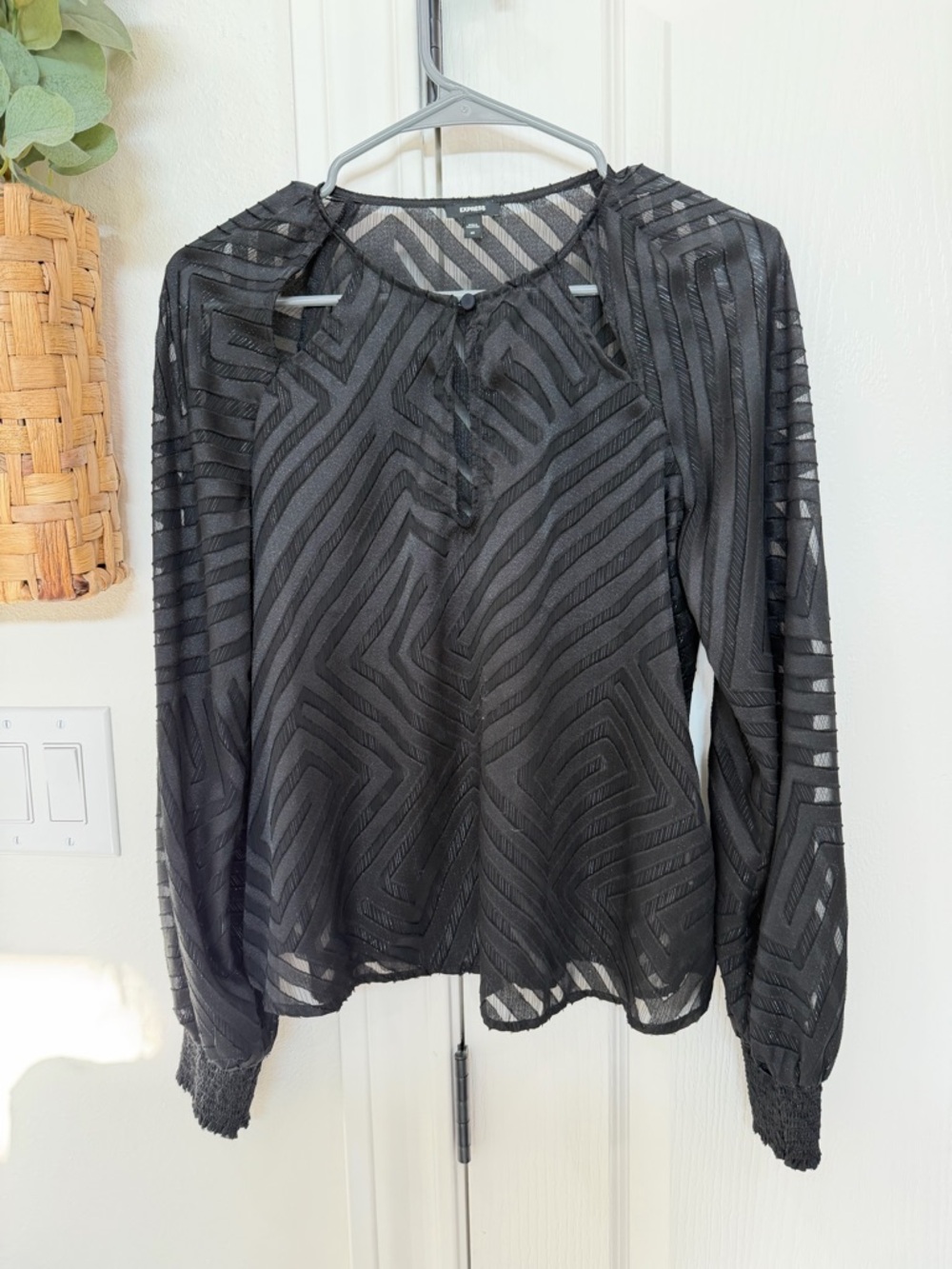 Express Black Sheer Geometric Long-Sleeve Blouse